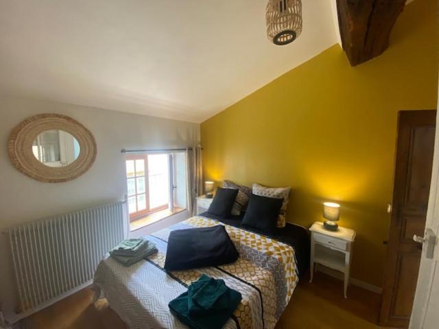 Apartament La Mansarde De L Abbaye Cluny Zewnętrze zdjęcie