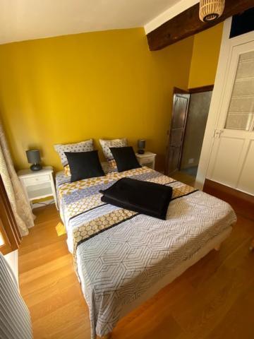 Apartament La Mansarde De L Abbaye Cluny Zewnętrze zdjęcie