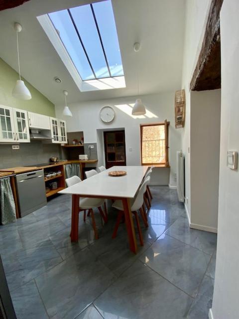 Apartament La Mansarde De L Abbaye Cluny Zewnętrze zdjęcie